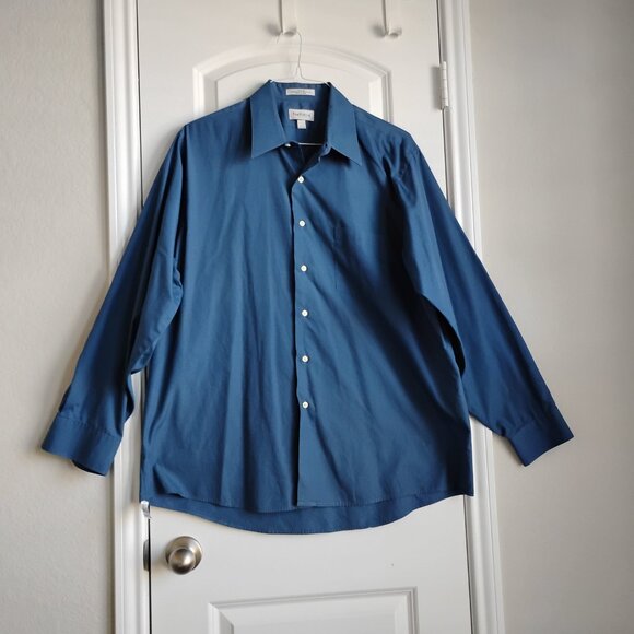 Van Heusen Men's Long Sleeve Blue Dress Shirt Size 16.5, 34-35 - Picture 2 of 4